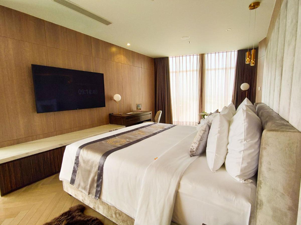 Diamond Stars Ben Tre Hotel Eksteriør billede A bedroom at the hotel